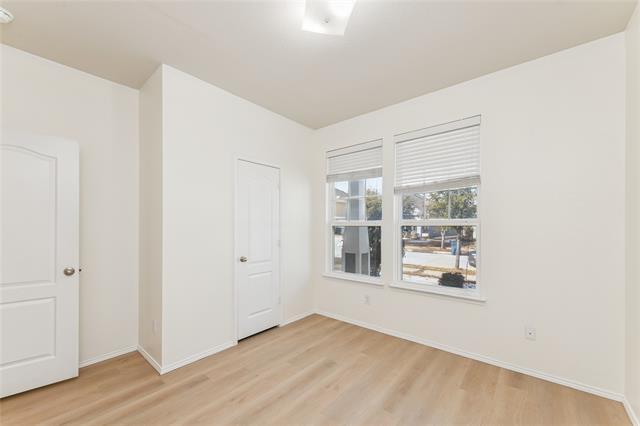 Building Photo - 9108 Blackstone Dr