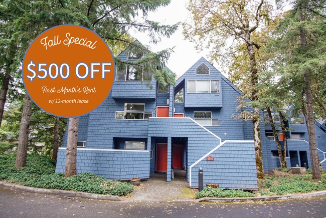 Primary Photo - $500 OFF! Fantastic Lake Oswego 1Bdr w/Fir...
