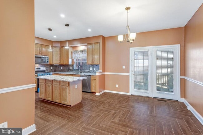 Building Photo - 2594 Sylvan Moor Ln