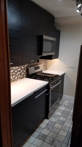 Building Photo - 301 N Beauregard St