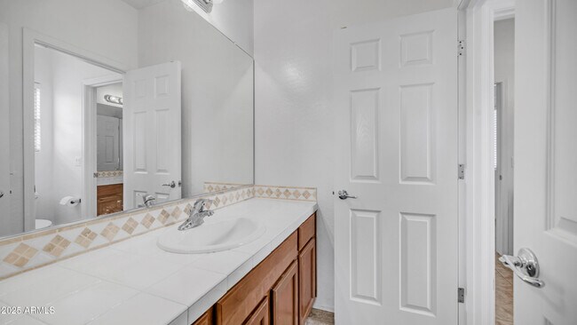 Building Photo - 5131 W El Cortez Trail
