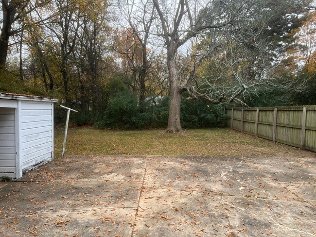 Building Photo - 1267-1267 Harton St