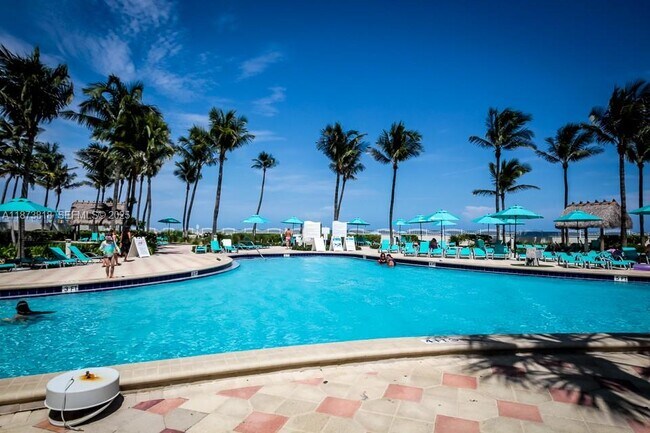 Building Photo - 3801 S Ocean Dr