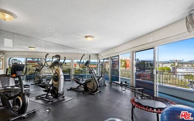 Building Photo - 1440 23rd St