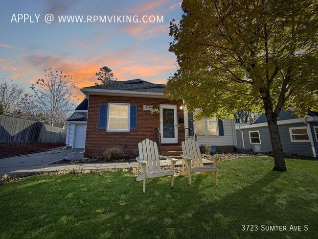 Building Photo - 4br 2ba 1cg ~ Security Deposit Free Altern...