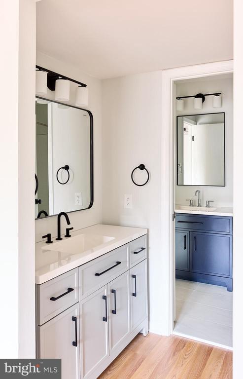 Building Photo - 737 Timber Ln