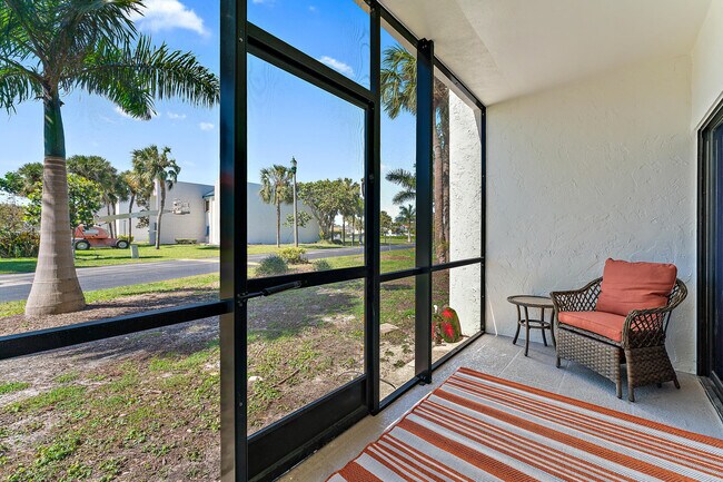 Building Photo - 1605 Jupiter Ln