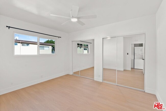 Building Photo - 4018 La Salle Ave