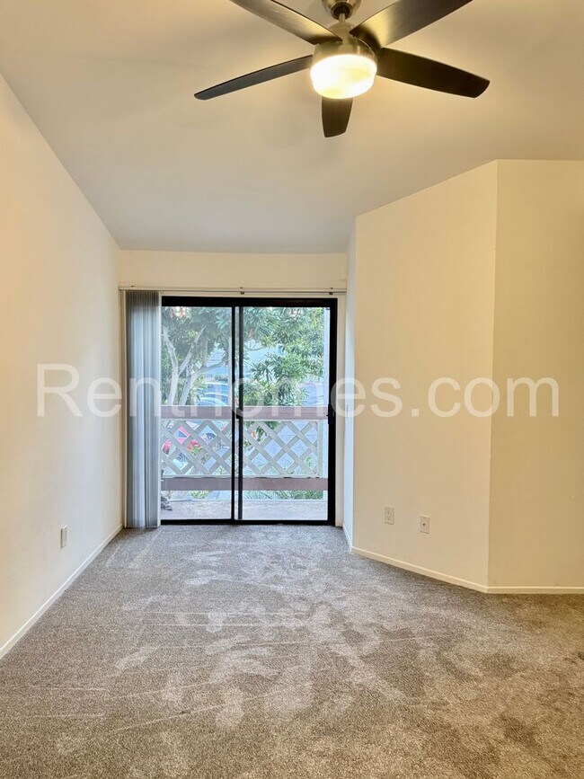 Building Photo - 9352 Twin Trails Dr