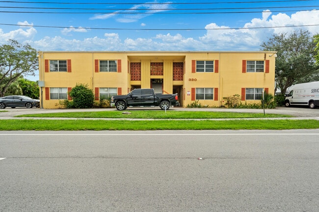 Building Photo - 330 NW 20th St
