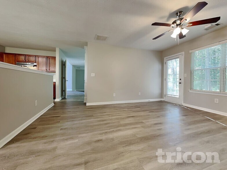 Building Photo - 70 Emerson Trail