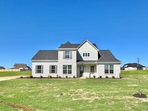 Building Photo - Move In Special! Now Leasing a Spacious 4-...