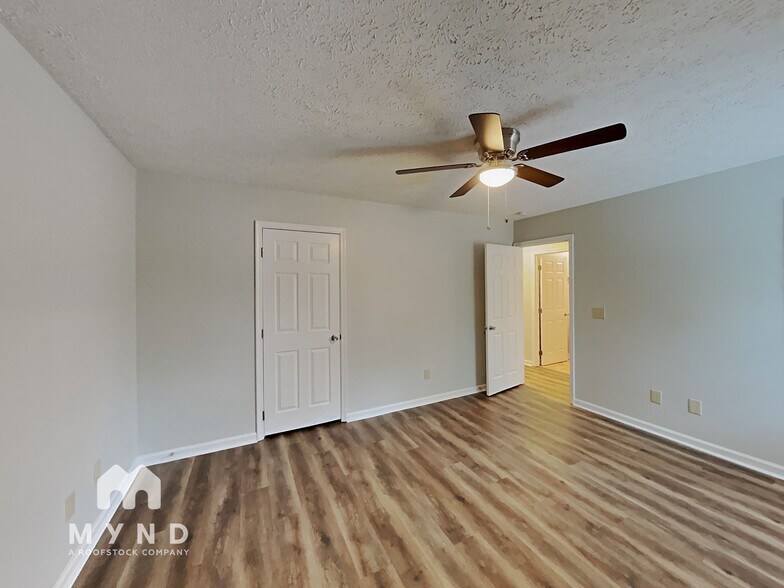 Building Photo - 8224 Wynewood Ct
