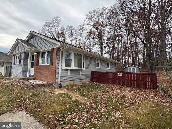 Building Photo - 12654 Valleywood Dr