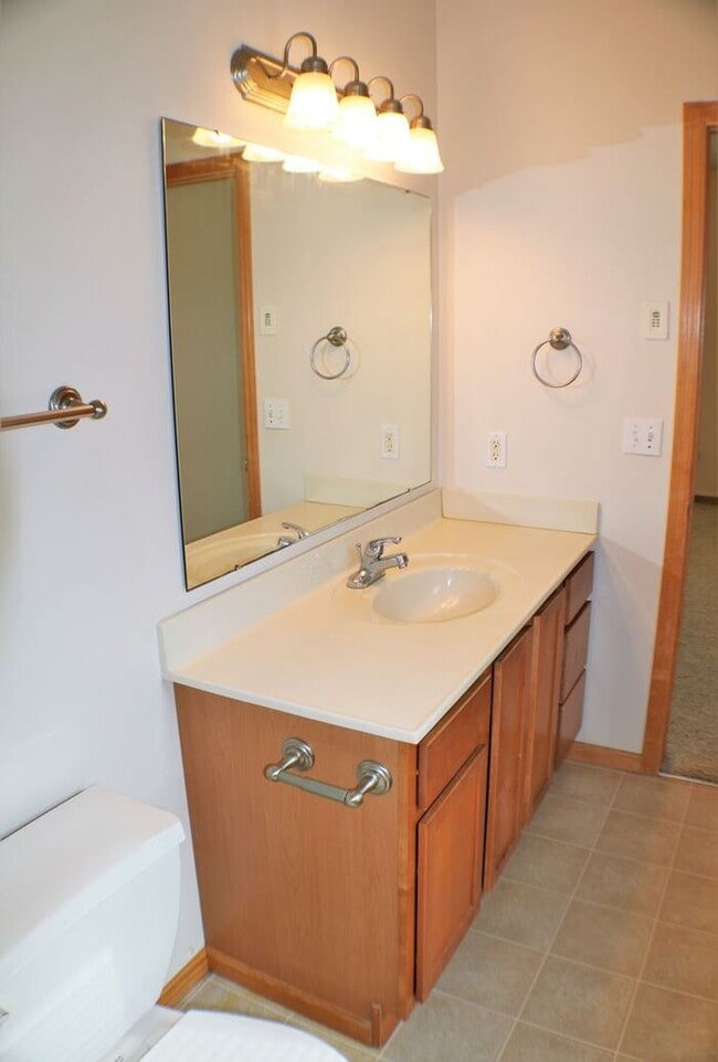 Building Photo - $1,450 | 2 Bedroom, 2 Bathroom Condo | Pet Negotiable | Available for August 1st, 2026 Move In!