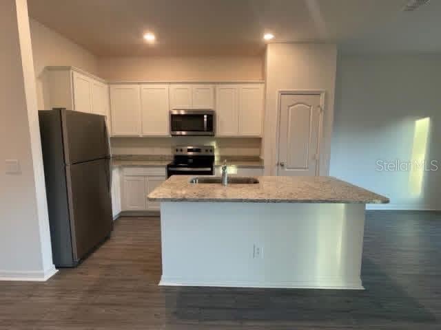 Building Photo - 308 Bass Ct