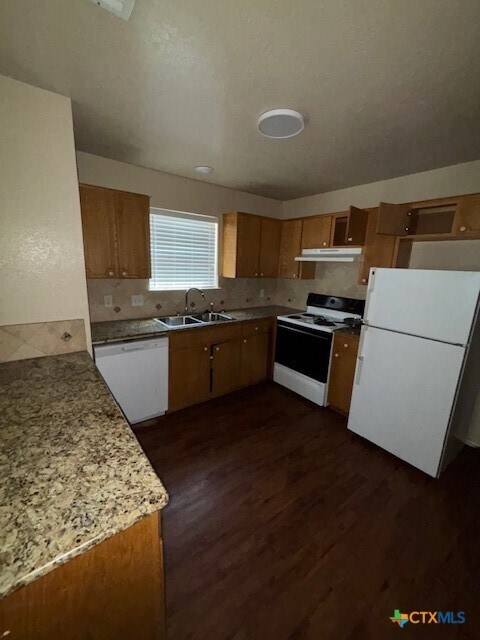 Building Photo - 4411 Abigail Dr