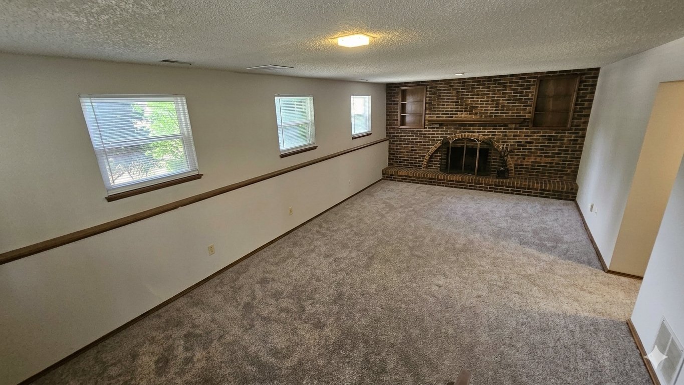 Building Photo - 5060 Horseshoe Bend St