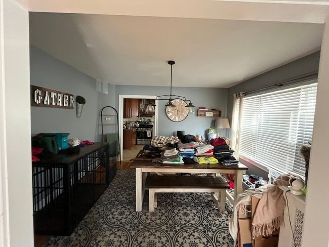 Building Photo - 10 Ashland St