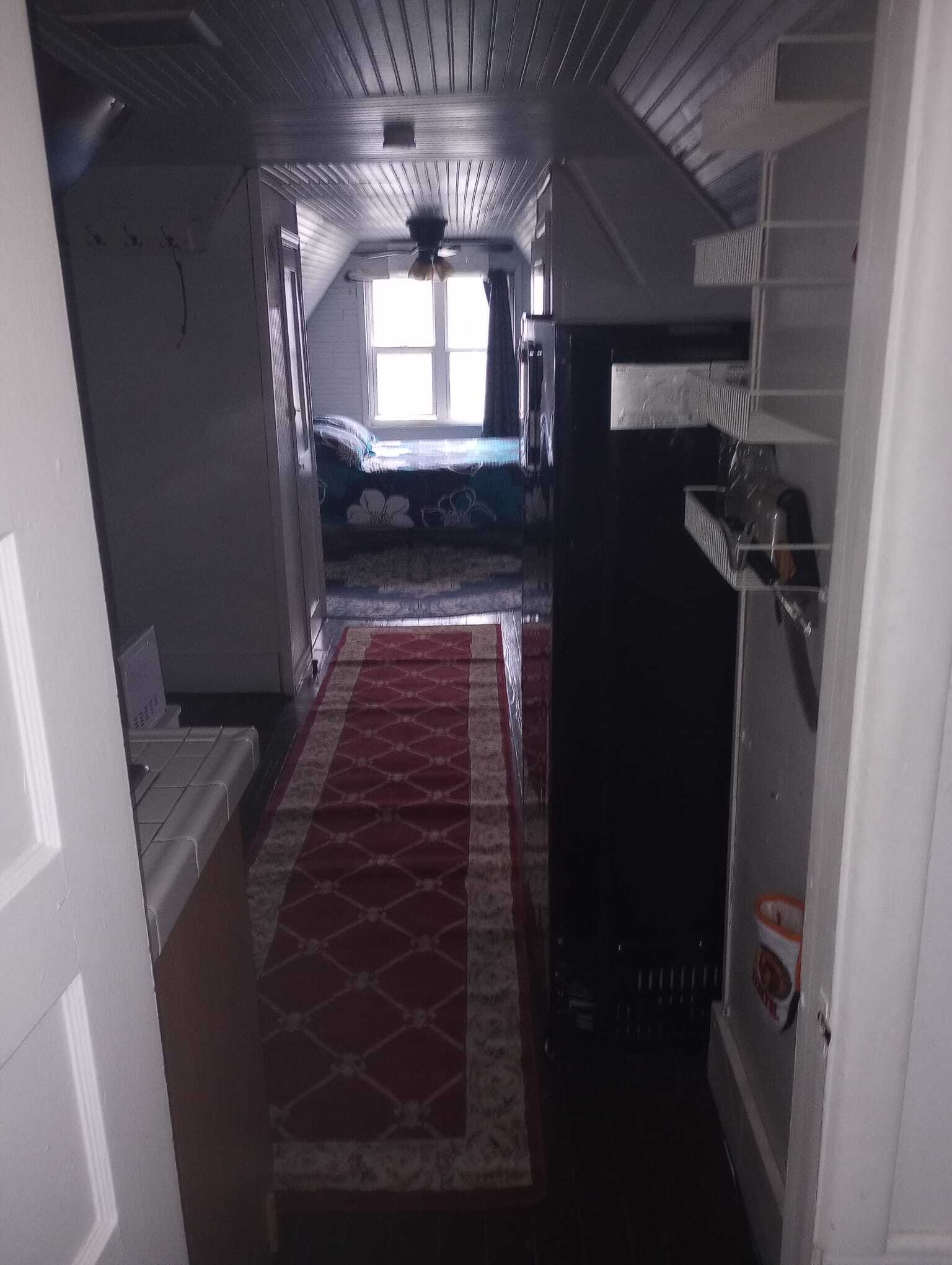 Building Photo - 805 N Leverett Ave