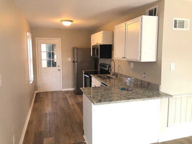 Building Photo - Spice Ridge