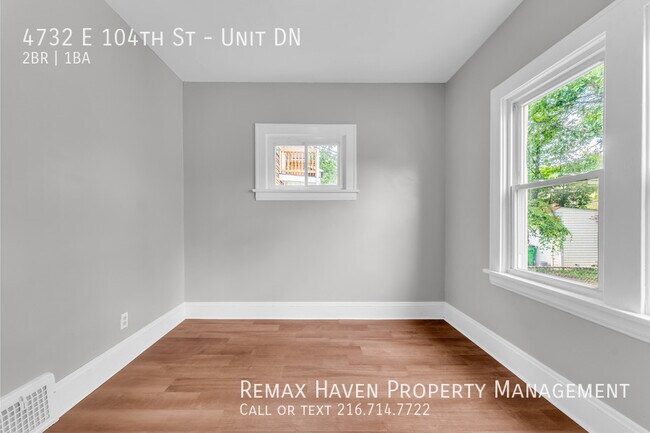 Building Photo - 4732 E 104th St