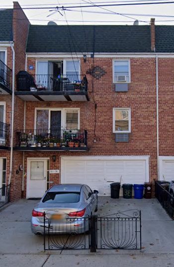 Primary Photo - 10138 104th St