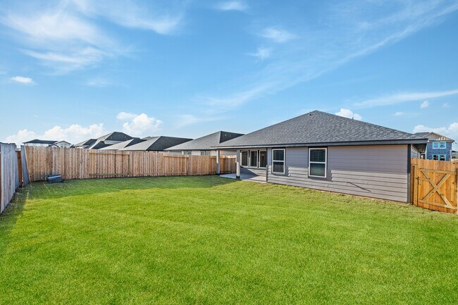 Building Photo - 3919 Langridge Dr