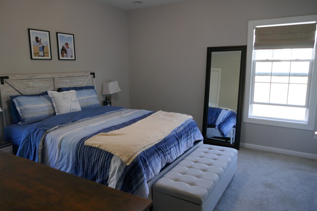 Building Photo - 123 Bay Leaf Dr
