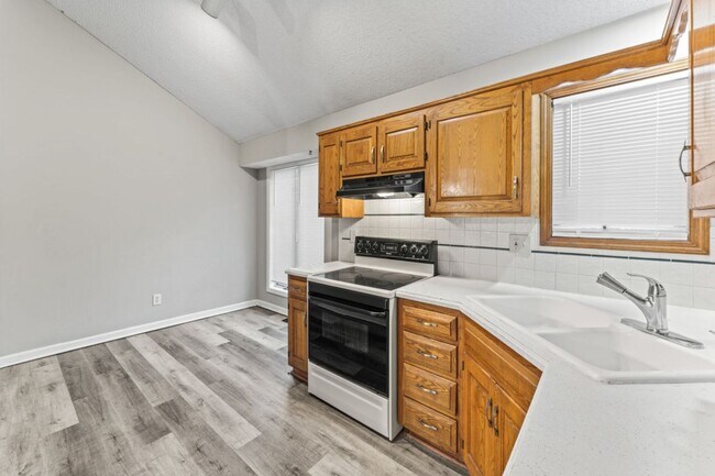 Building Photo - Now Leasing for May | Your Next Home Awaits