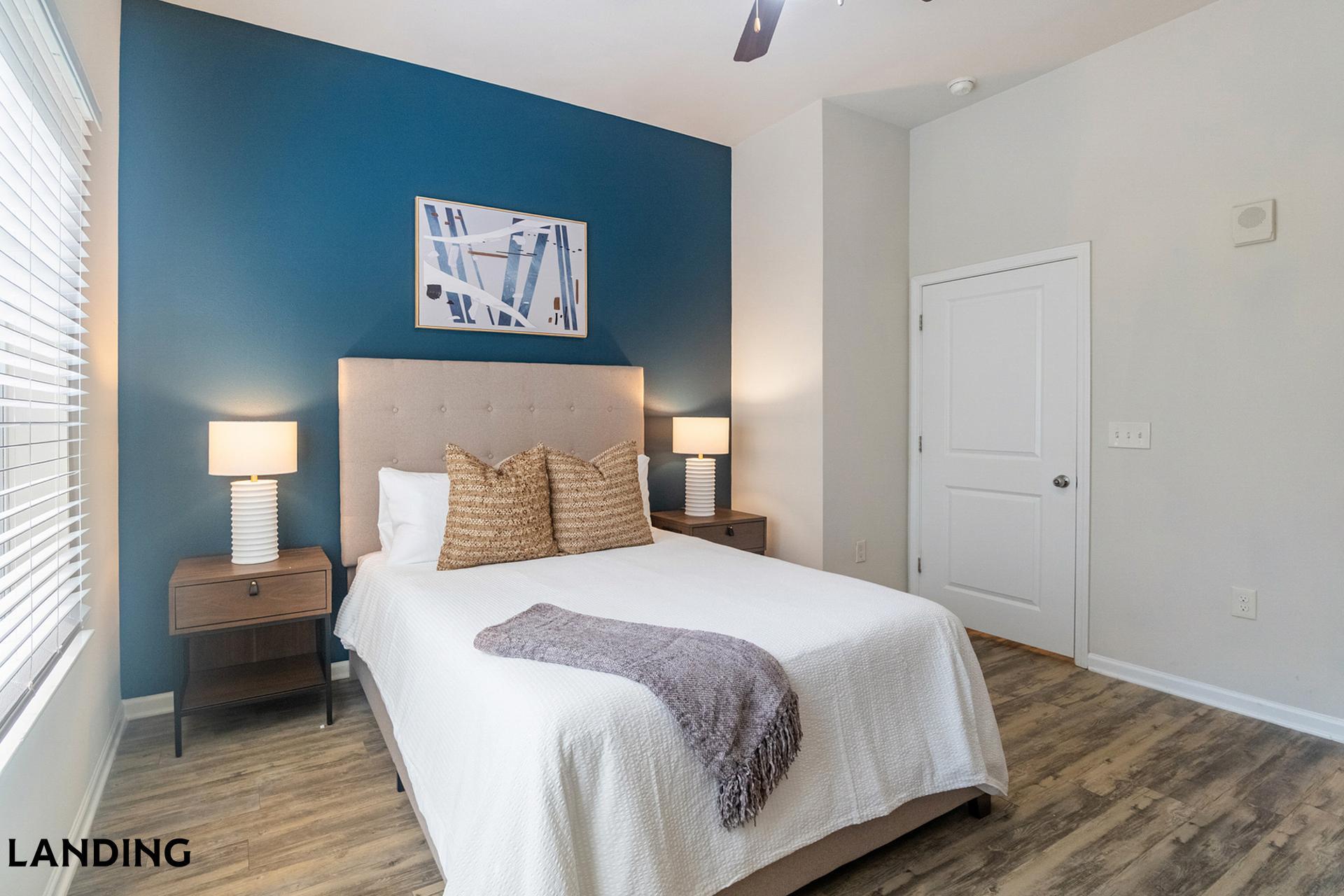 Building Photo - 655 W Mallard Creek Church Rd