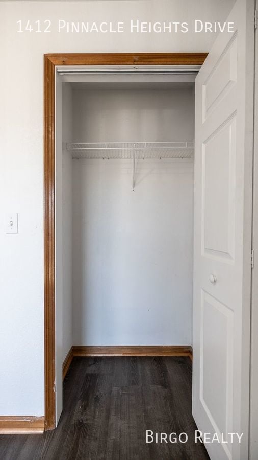 Building Photo - Move in Special! First Month's Rent is Fre...