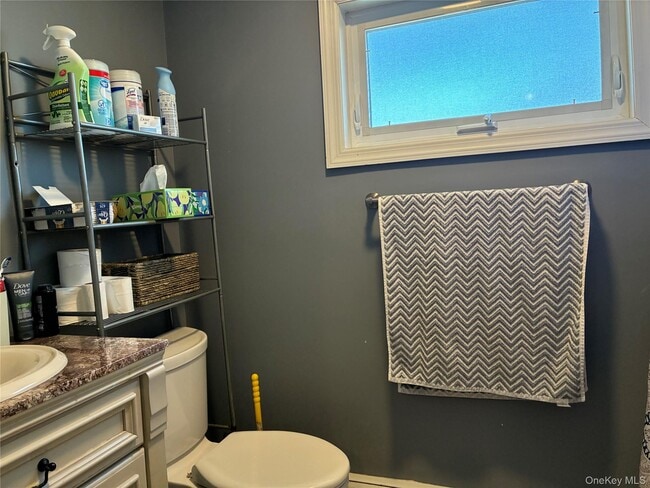 Building Photo - 65 Morning Glory Rd