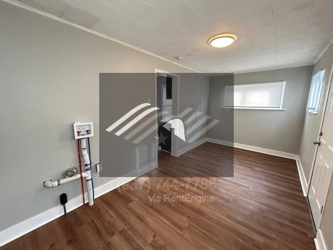 Building Photo - 211 Alaska St