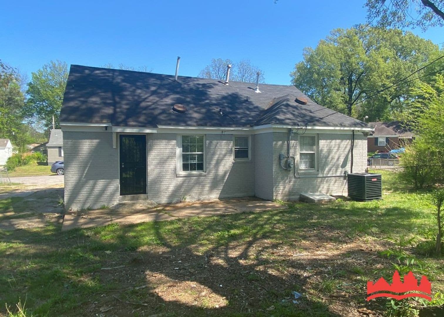 Building Photo - 2302 Alameda Ave