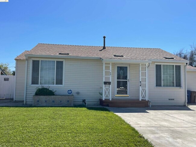 Building Photo - 73 Alvarado Ave