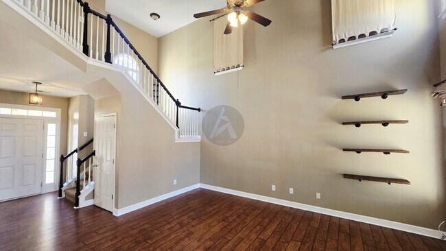 Building Photo - 203 Elmbrook Ln