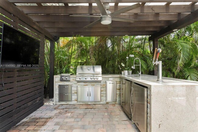 Building Photo - 9339 SW 98th Pl