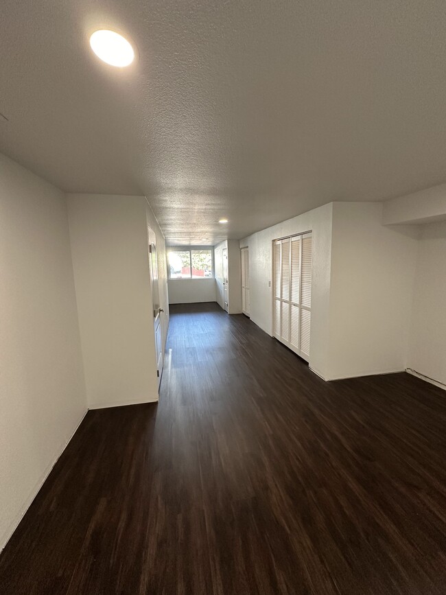 Basement Bedroom - 5507 Fiesta Ln