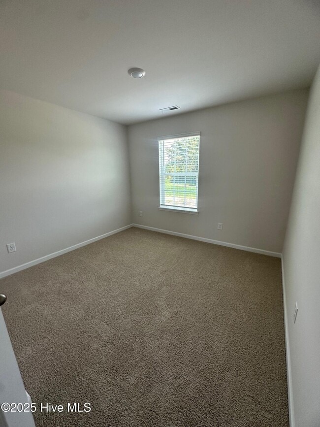 Building Photo - 4117 Laurel Rdg Dr