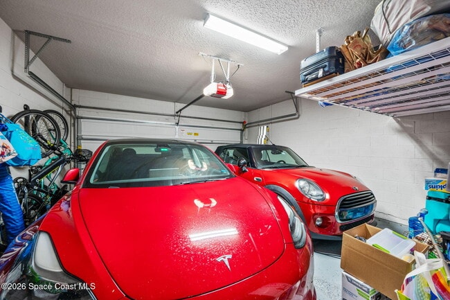 Building Photo - 763 Simeon Dr