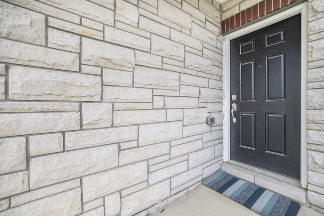 Building Photo - 2899 Dillon Dr