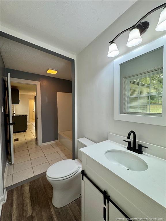 Building Photo - 1837 Glenwick Dr