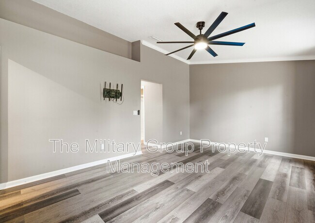 Building Photo - 3075 Falconer Dr