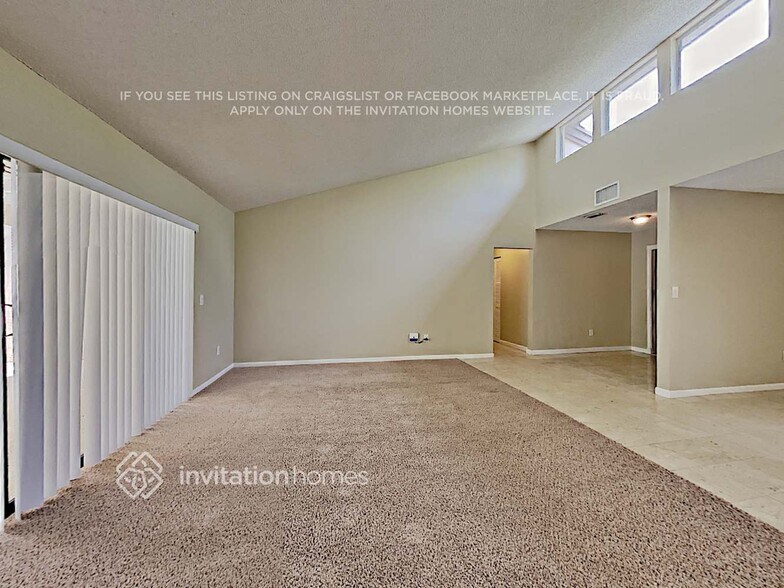 Building Photo - 8600 SW 140th Terrace