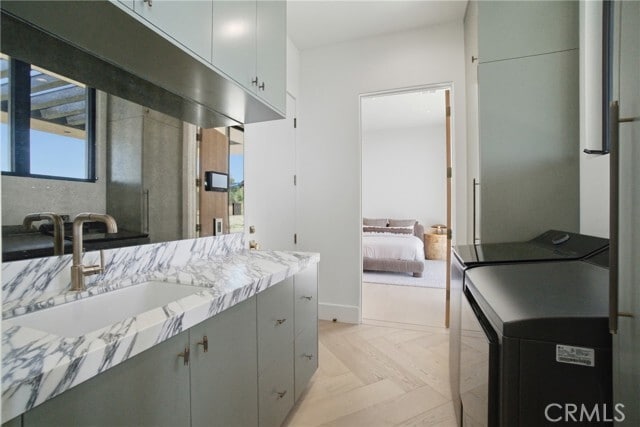 Building Photo - 5520 Horizon Dr