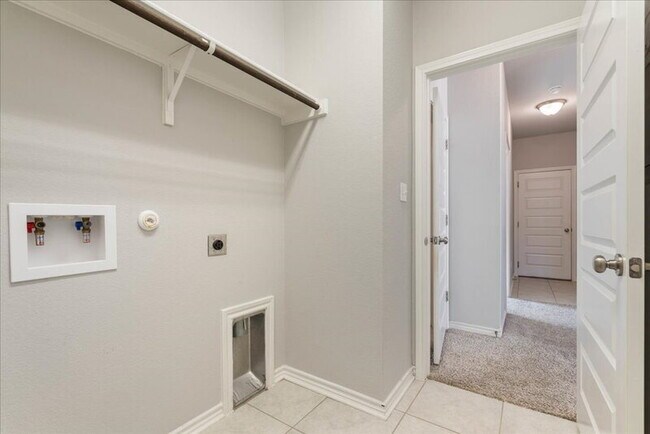 Building Photo - 309 Trellis Blvd