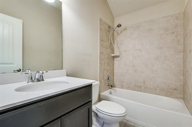 Building Photo - 1120 Lake Meadow Ln