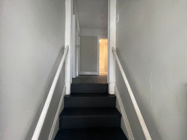 Building Photo - SECTION 8 AND EDEN ACCEPTED!! Stunning 4-Bedroom Home Available Now!