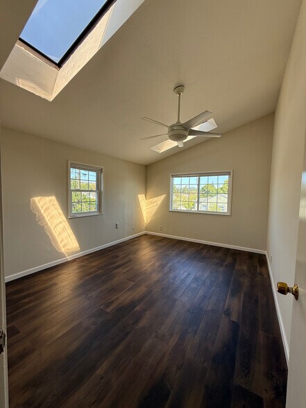 Building Photo - 223 Mendocino St